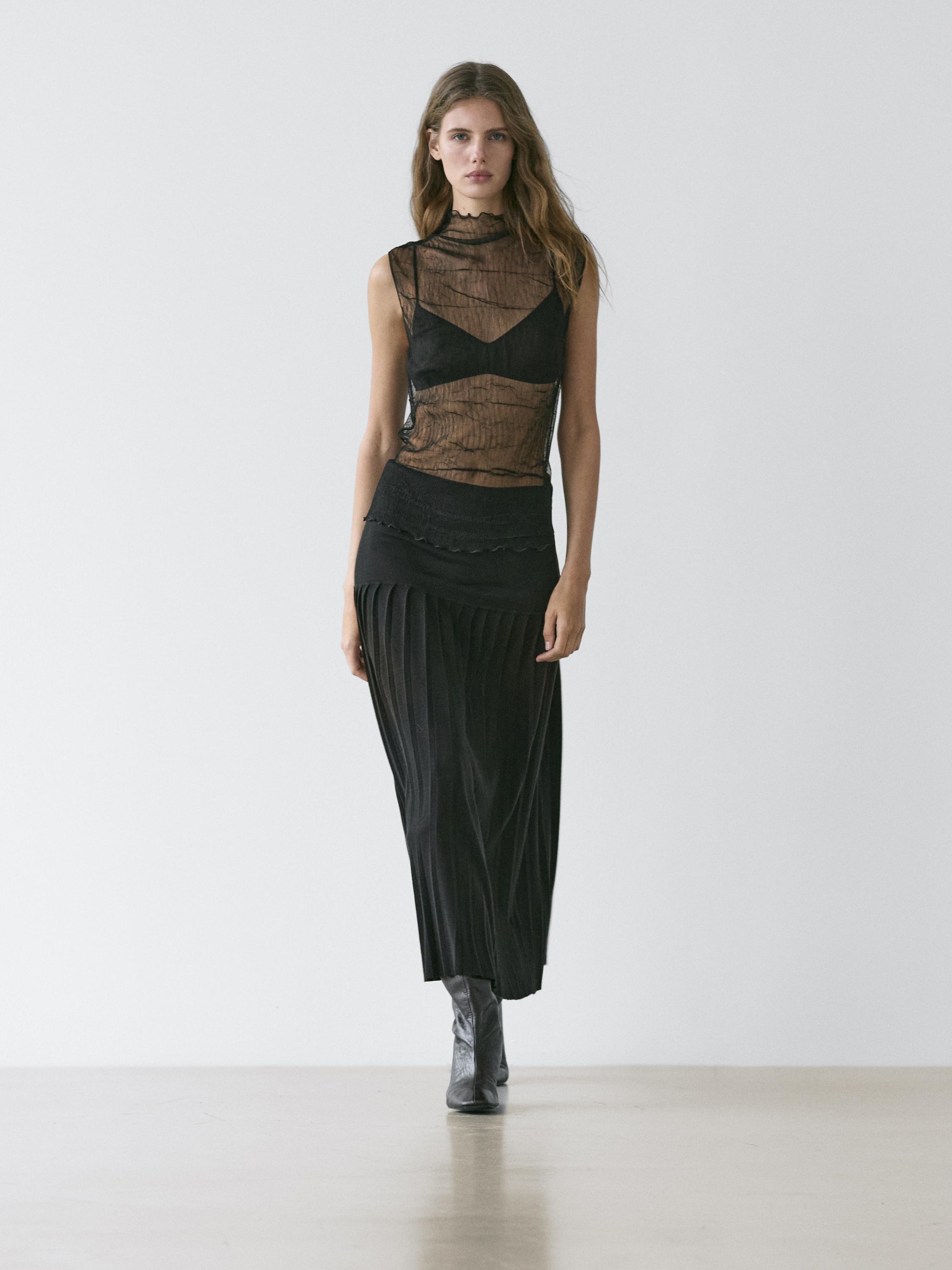 Midi skirt with box pleats