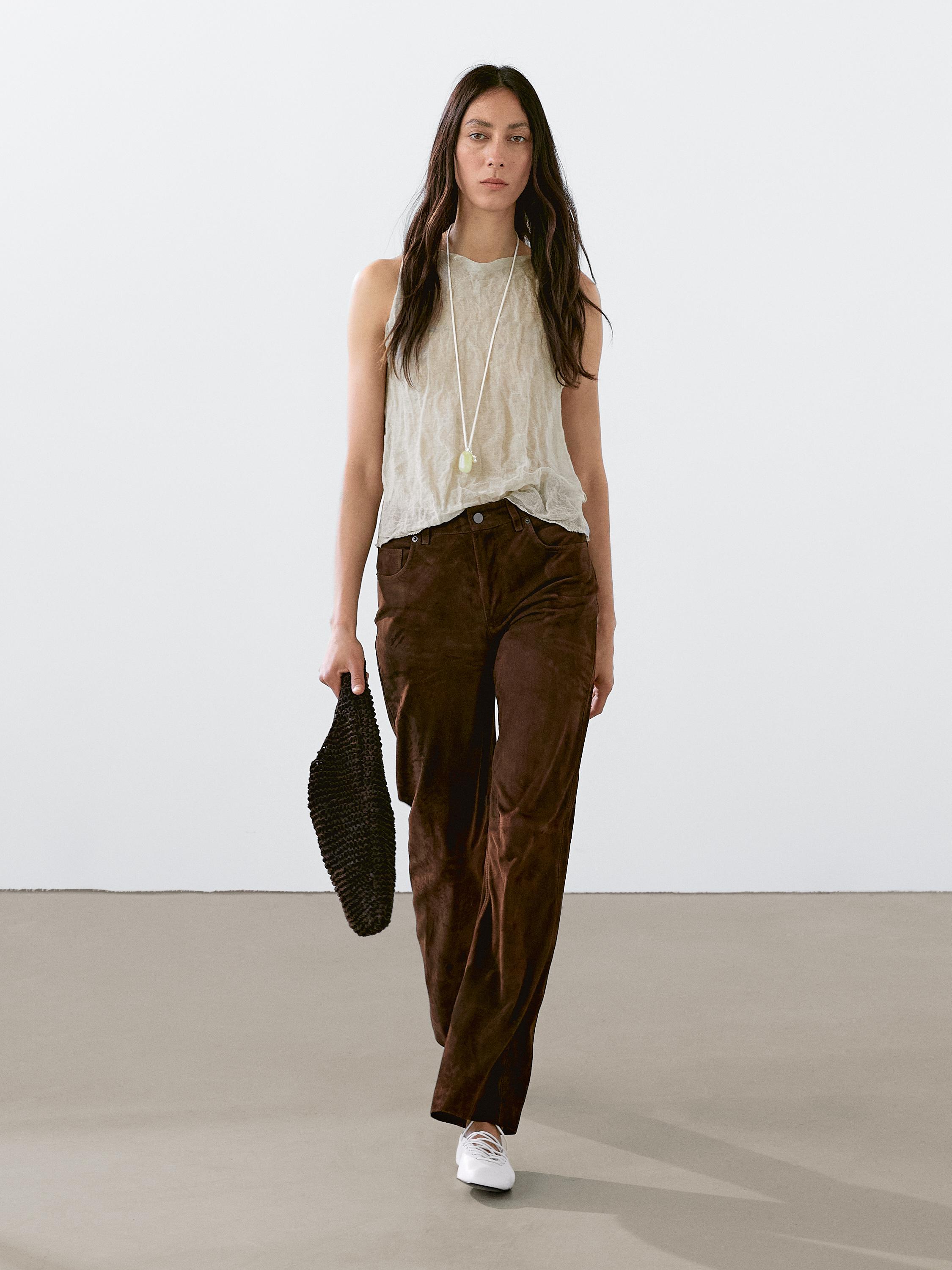 Creased-effect halter top