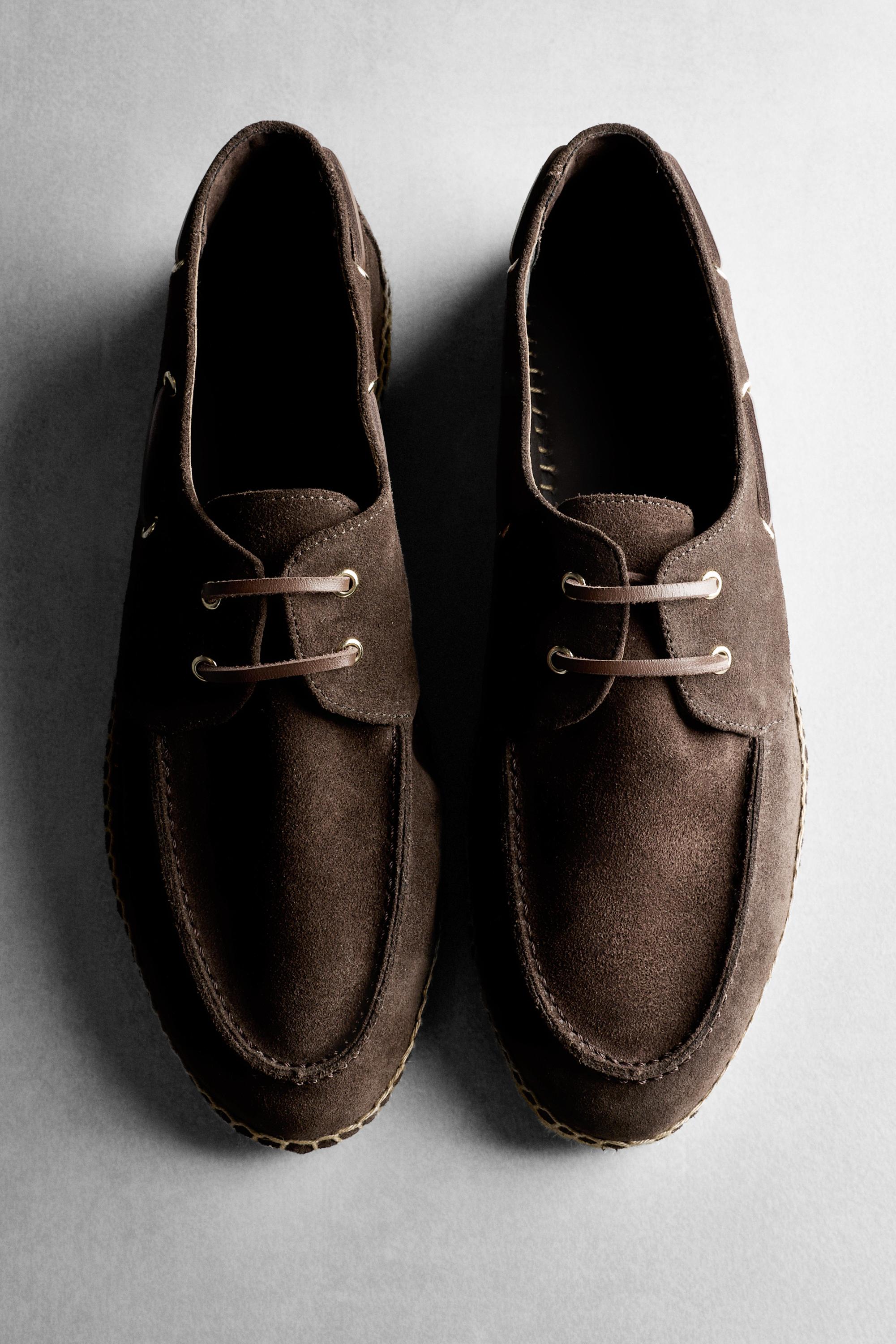 Jute sole deck shoes