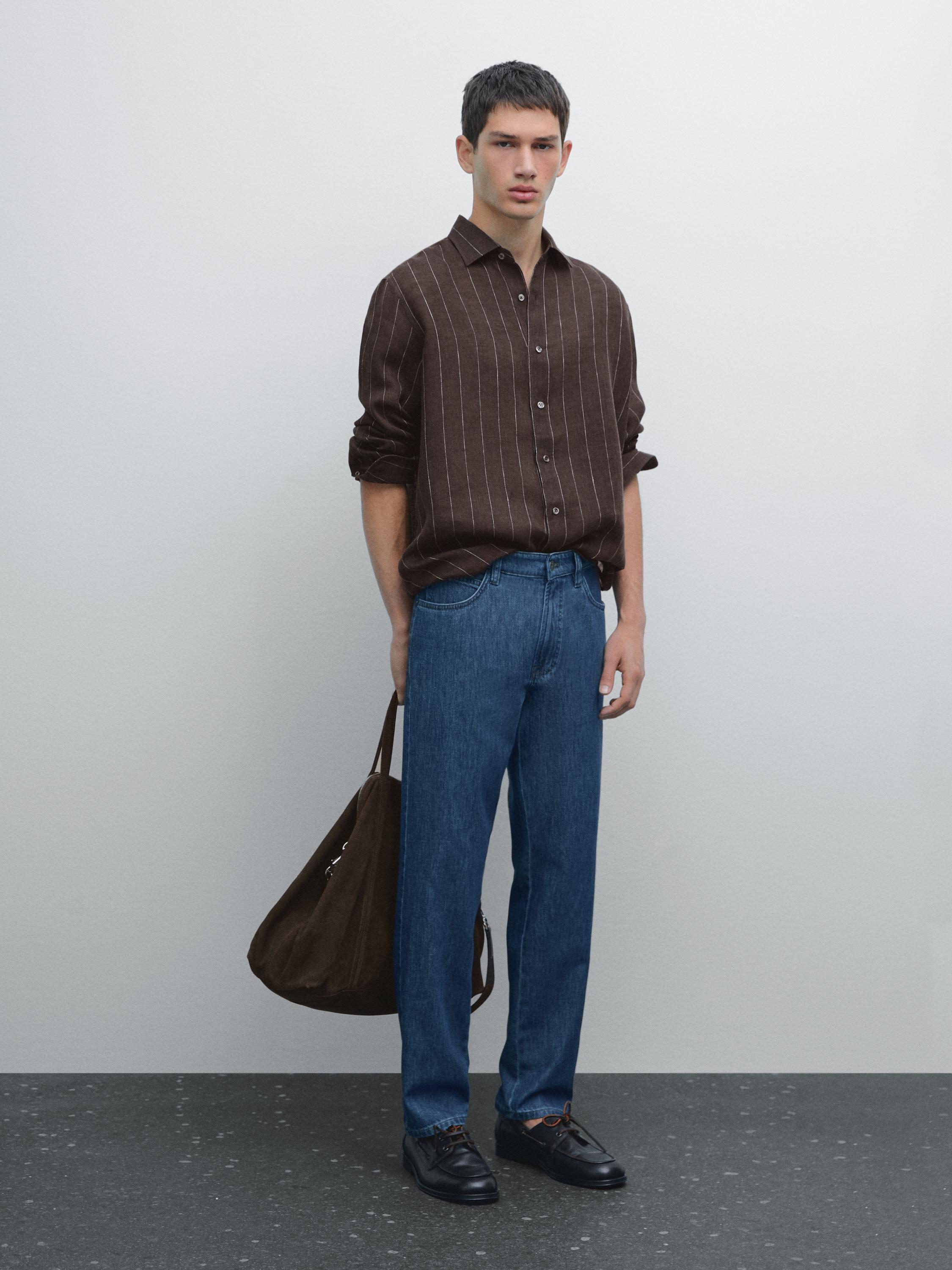 Lightweight tapered fit jeans
