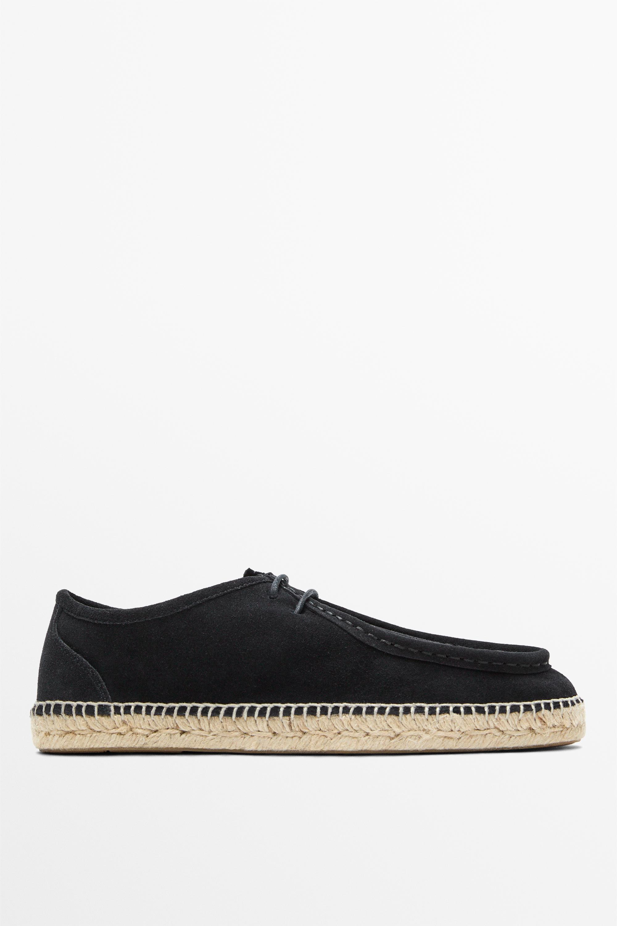 Split leather shoes with moc toe and jute sole