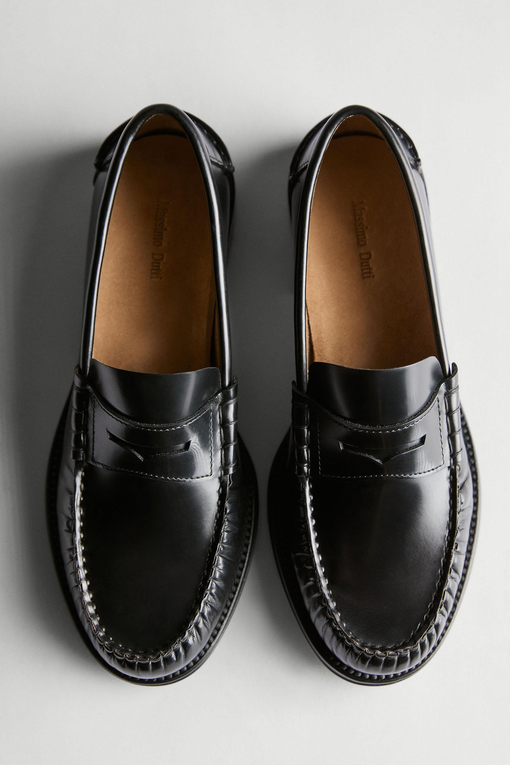 Leather loafer