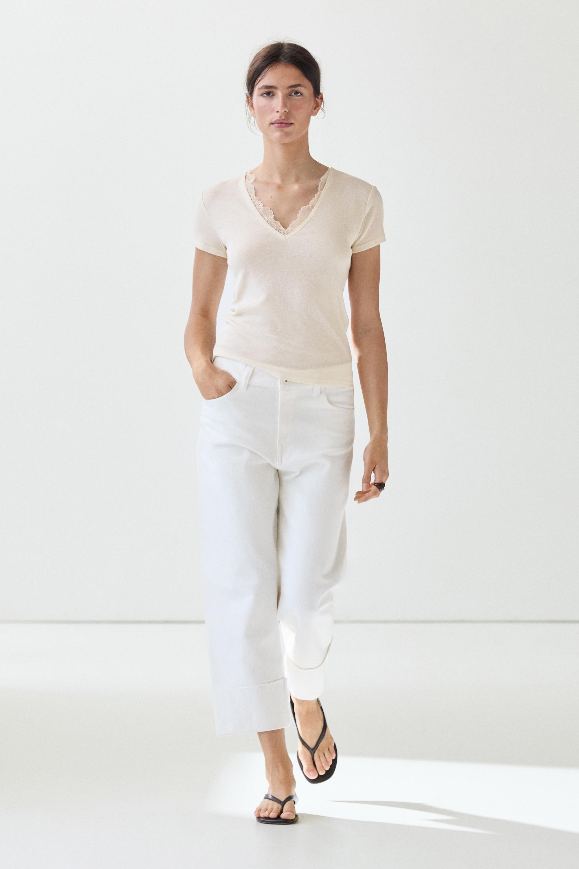 Lace-detail V-neck T-shirt