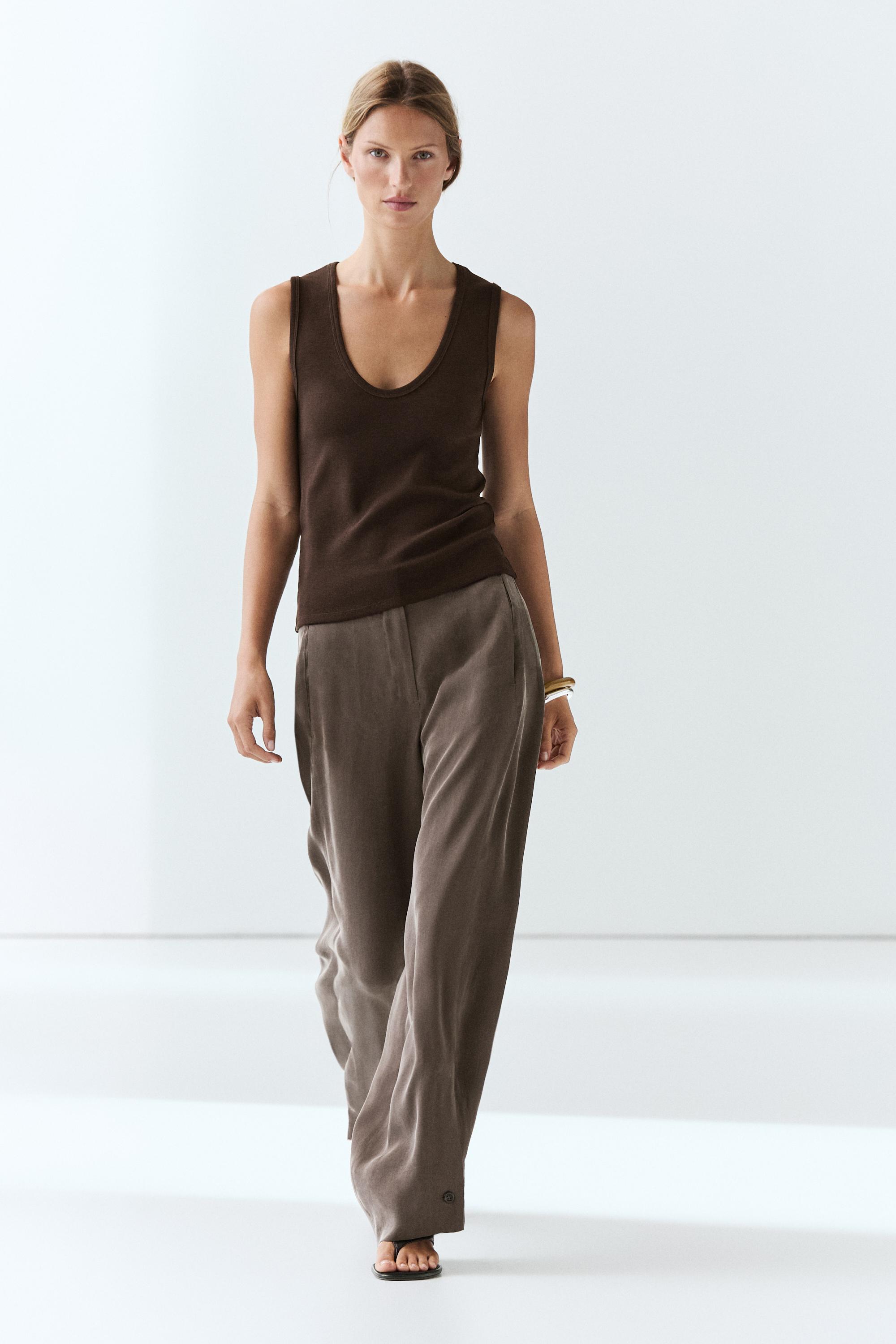Cotton blend V-neck top