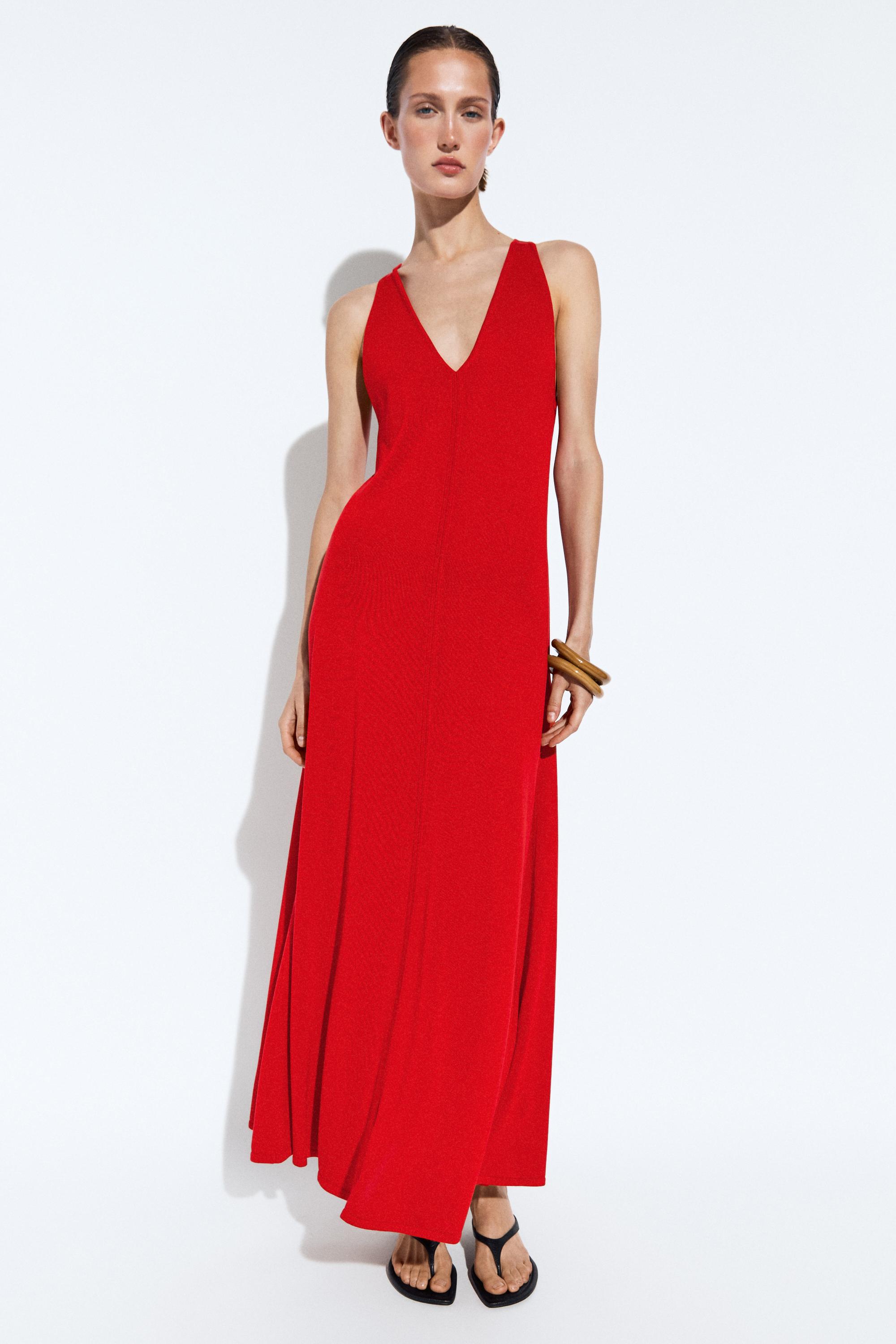 V-neck knit midi dress