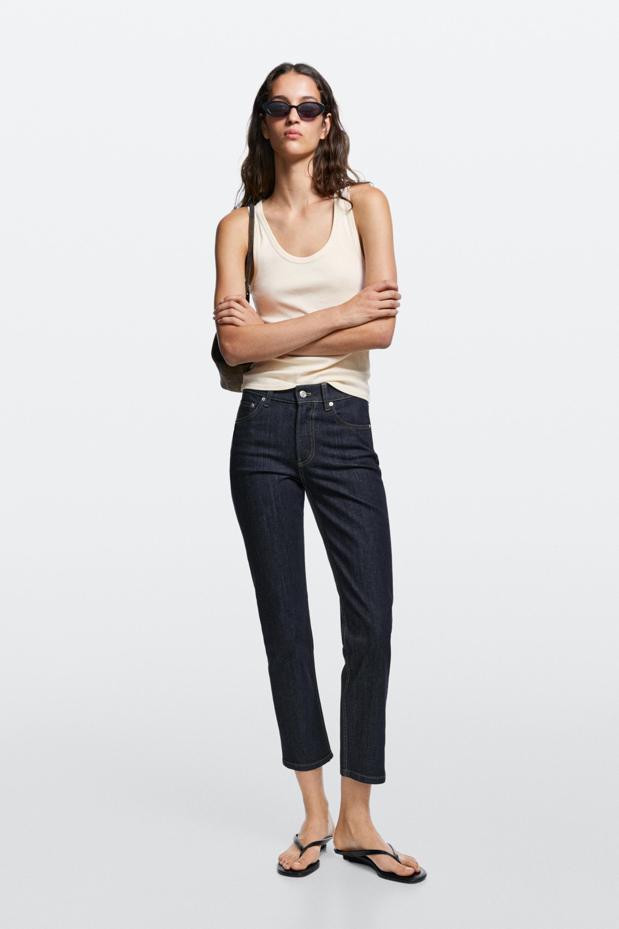 Mid-waist slim fit cropped jeans