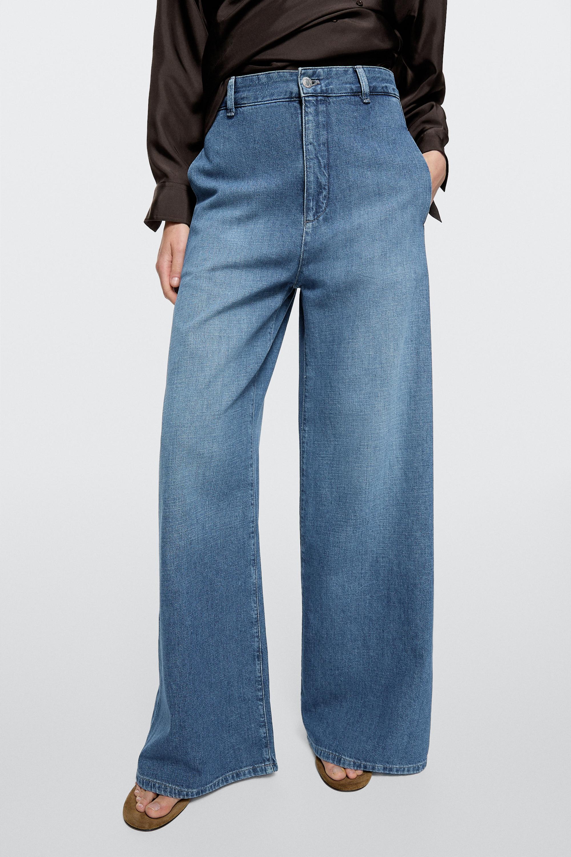 High-waist wide-leg jeans
