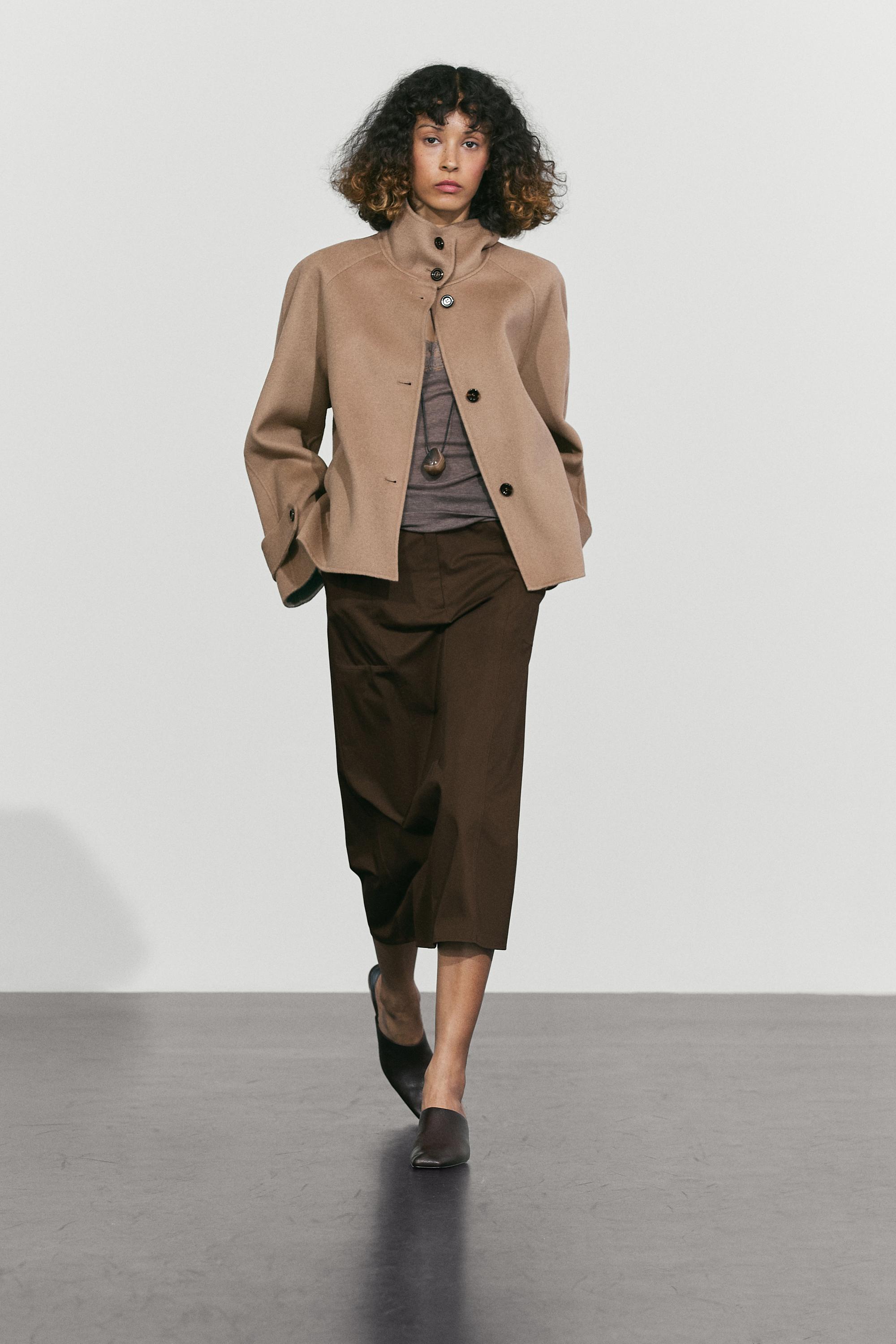 Short stand-up collar wool blend coat
