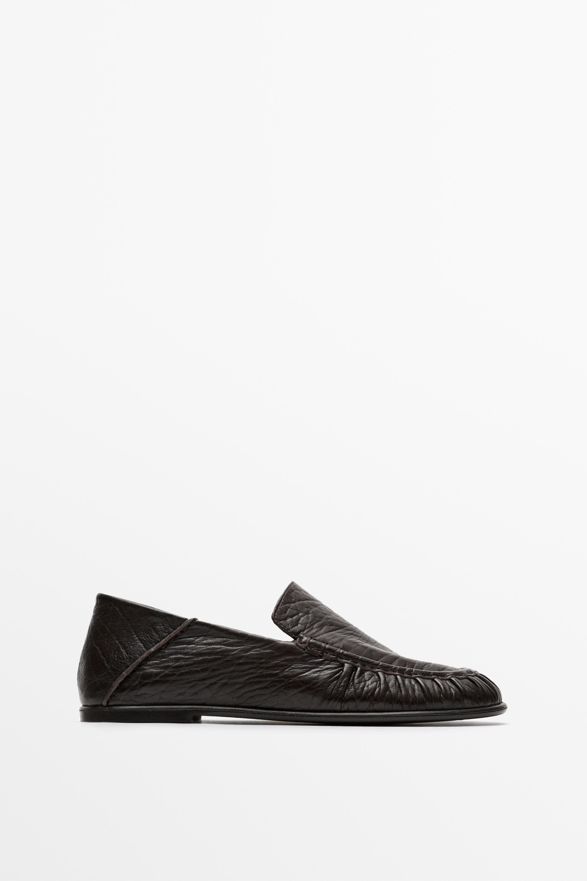 Milled leather loafer