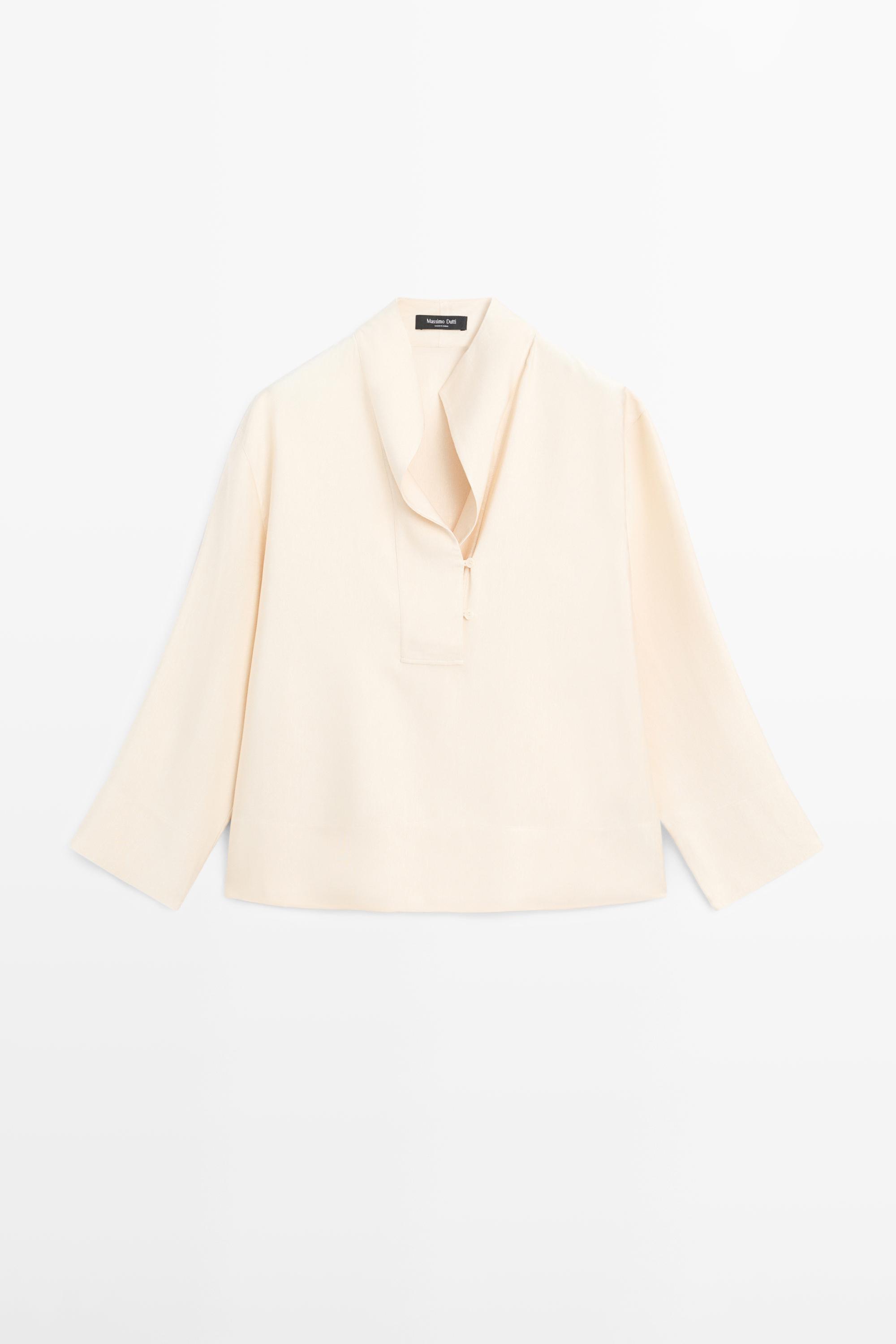 Flowing blouse with bib detail