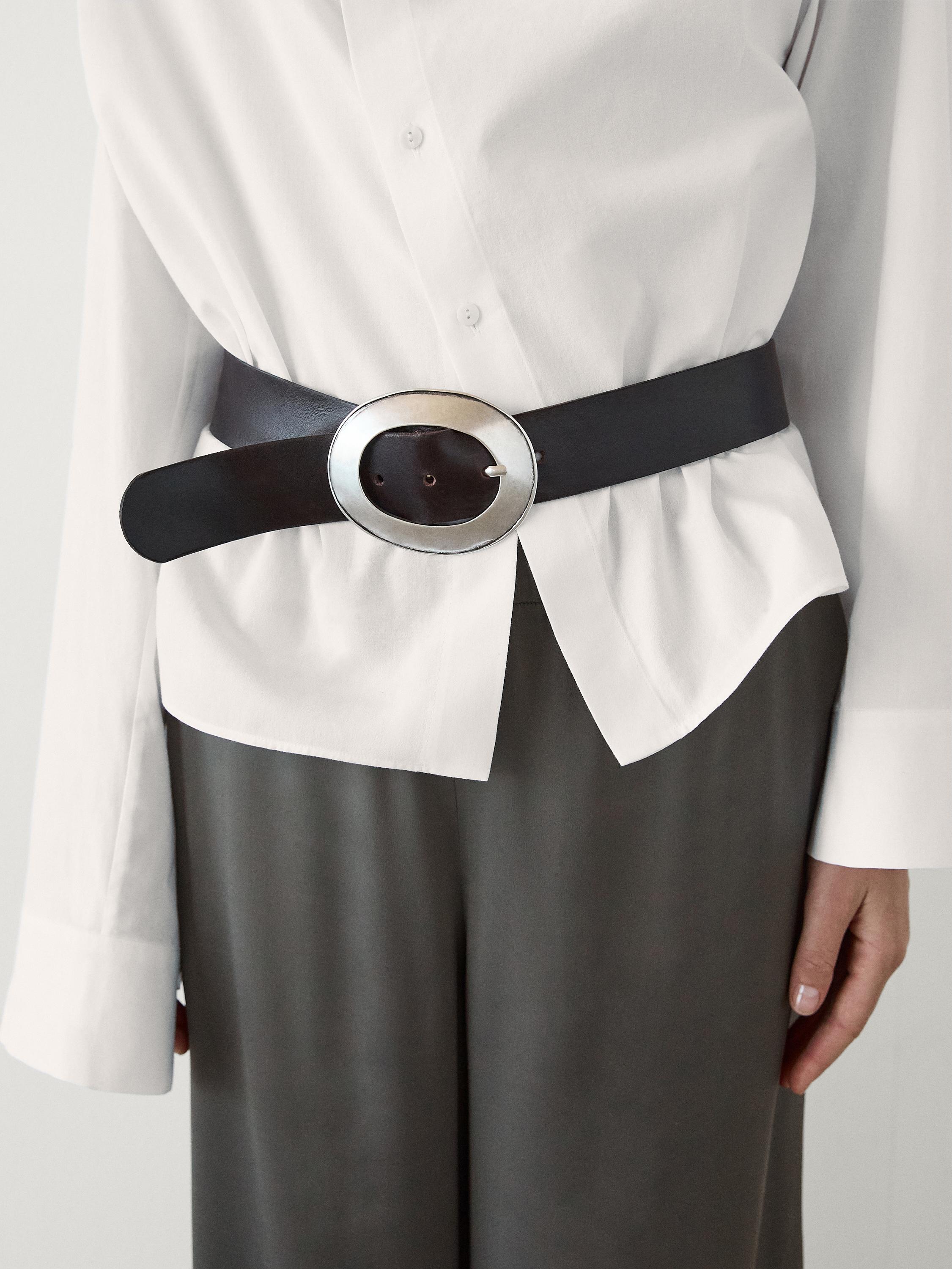 Nappa leather belt with oval buckle