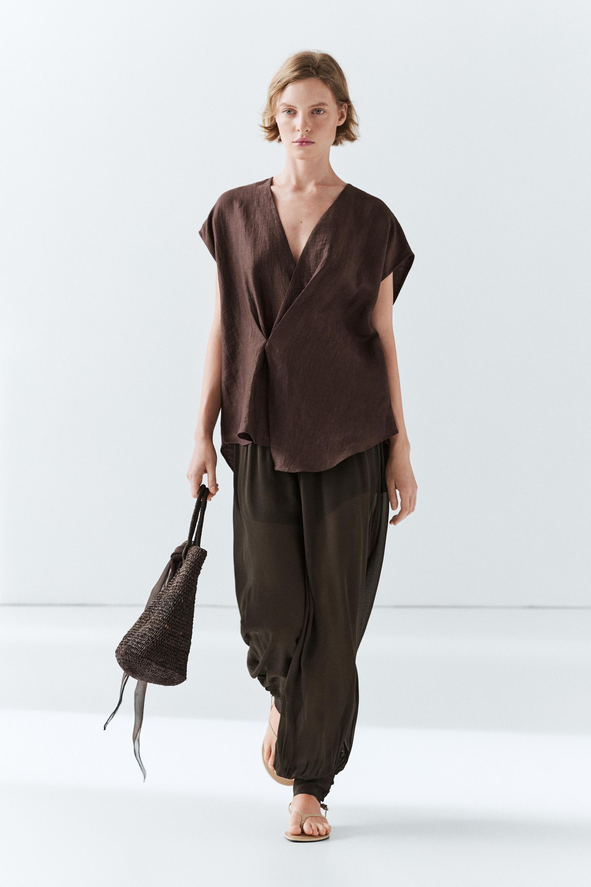 Fluid linen blend crossover kimono
