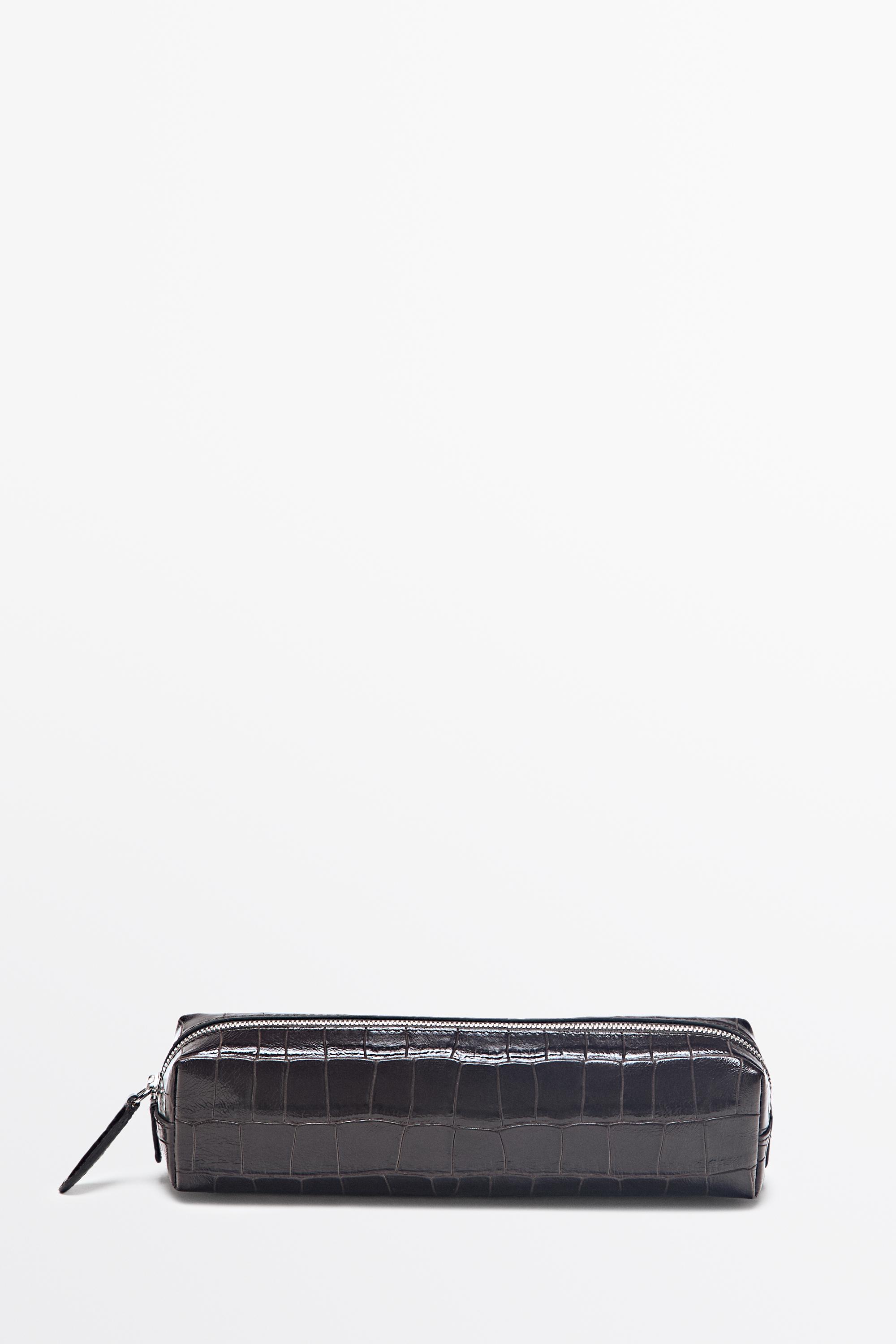 Textured leather case