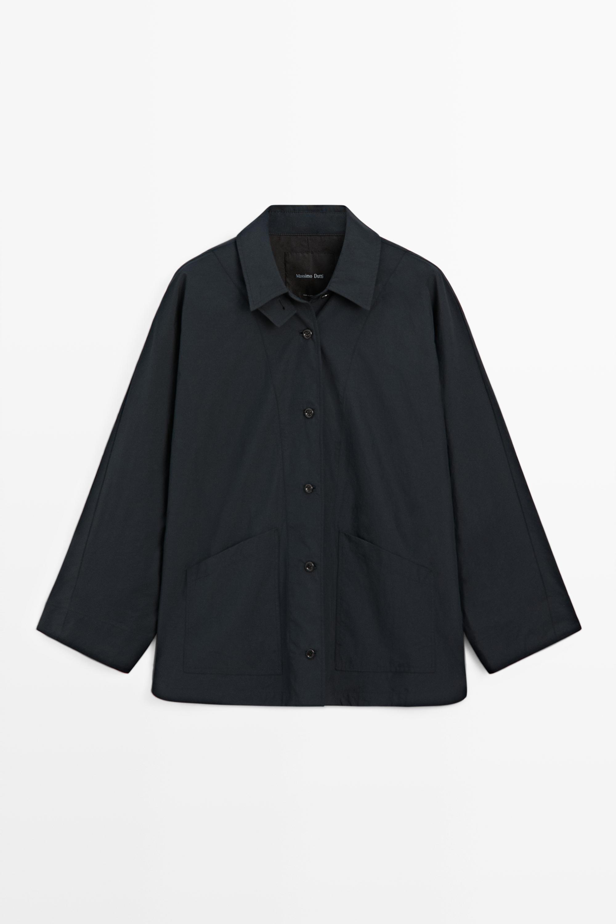 Jacket with buttoned collar strap