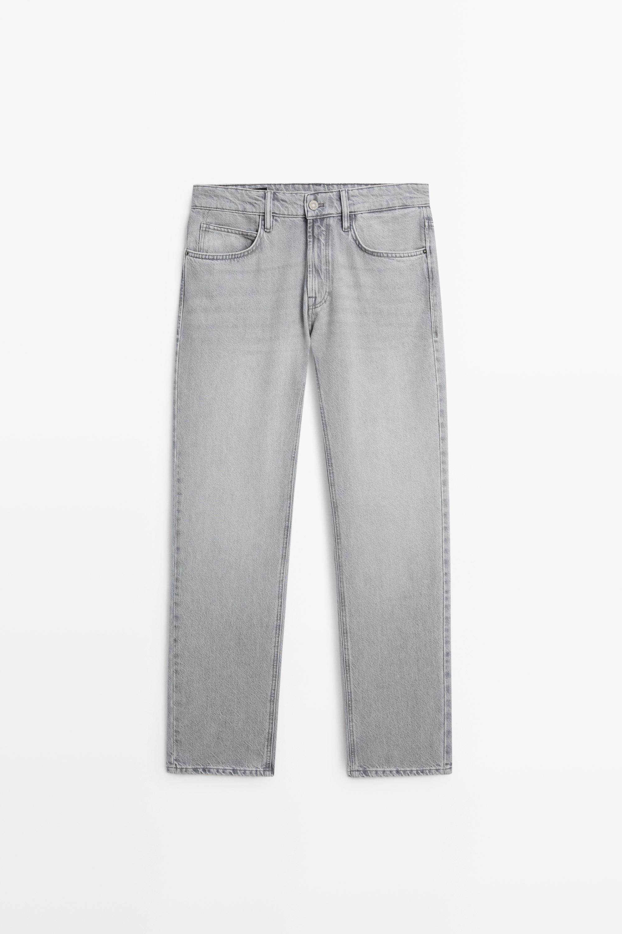 Tapered fit jeans