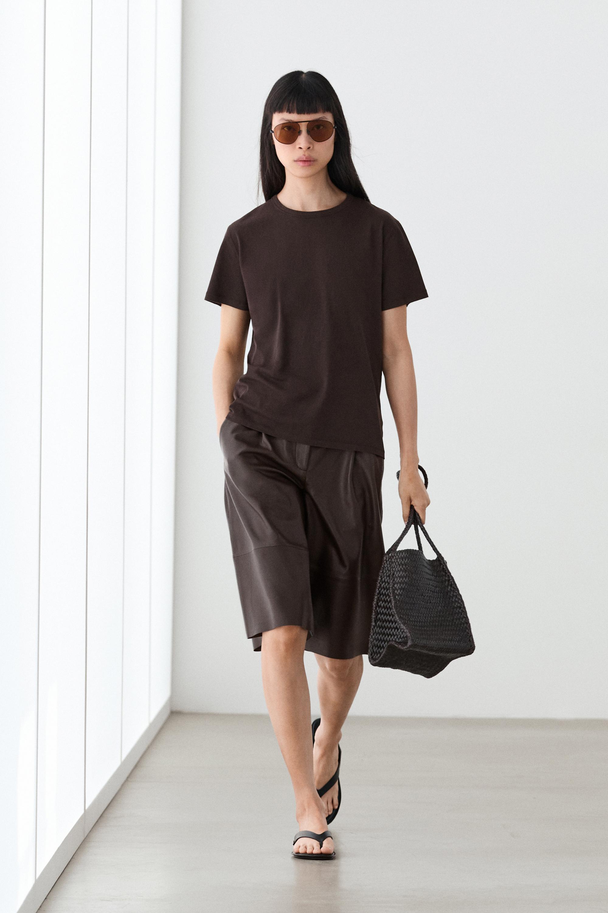 100% cotton short-sleeve T-shirt