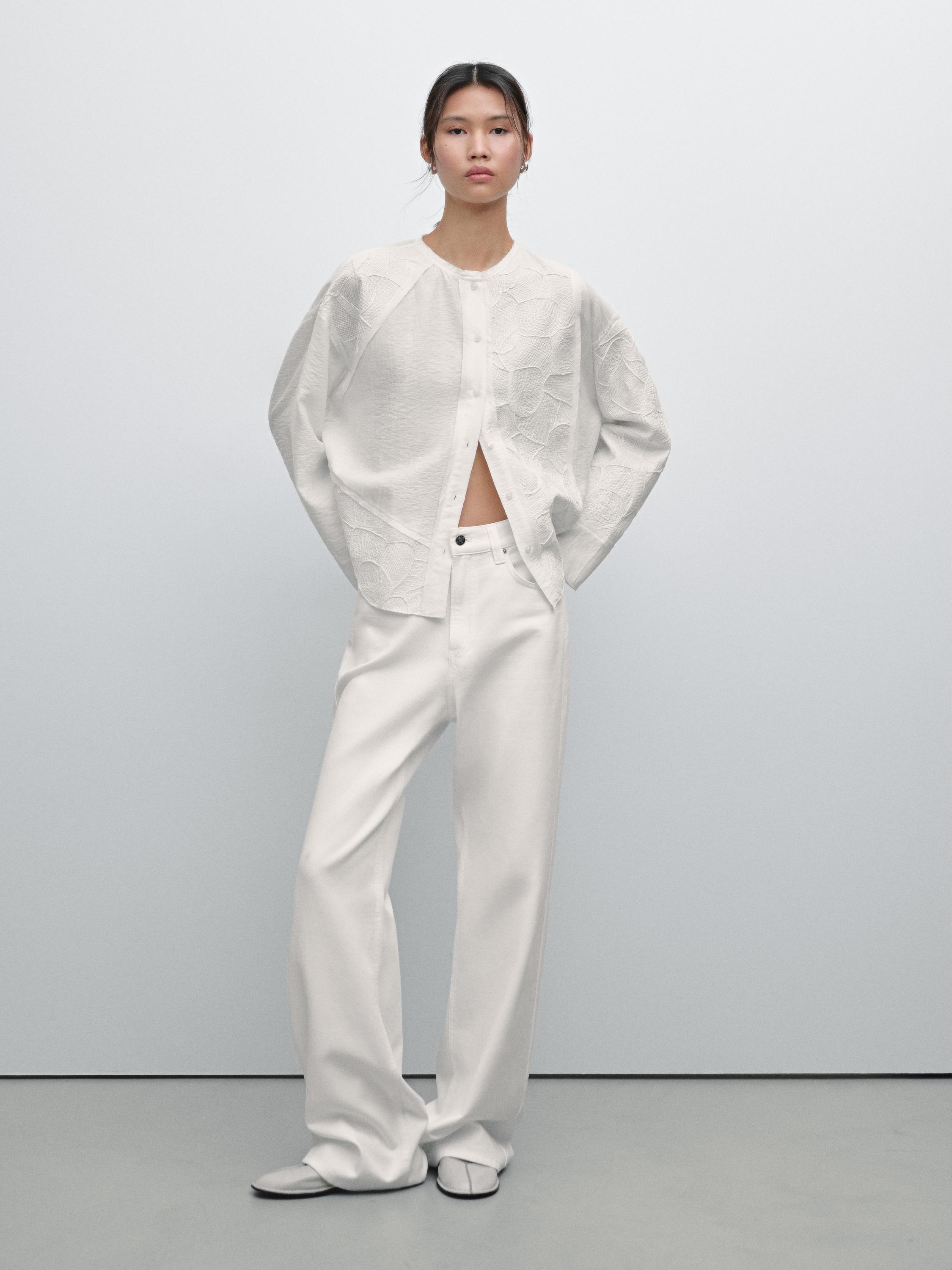 Flowing shirt with embroidered detail
