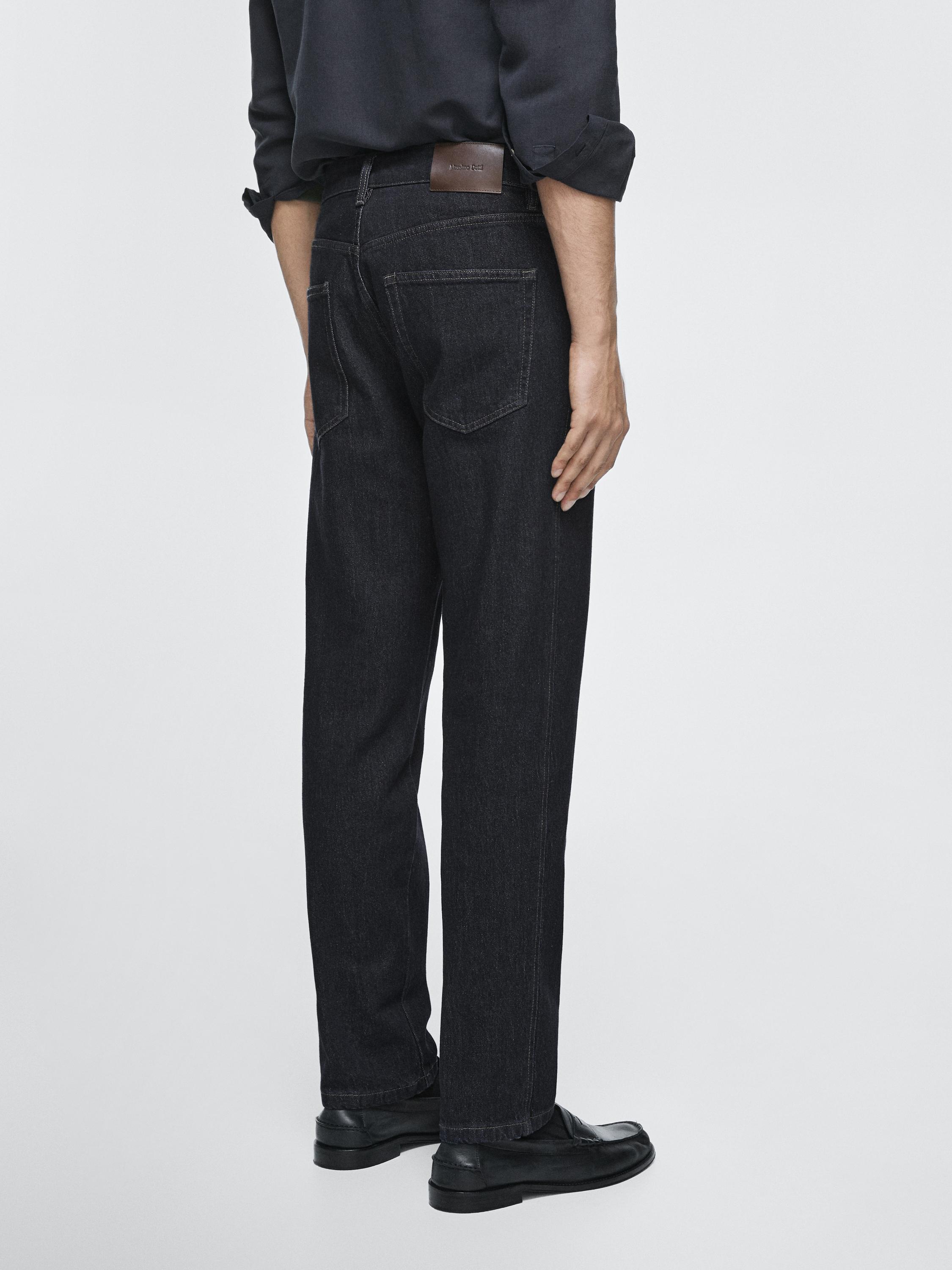 Tapered fit jeans