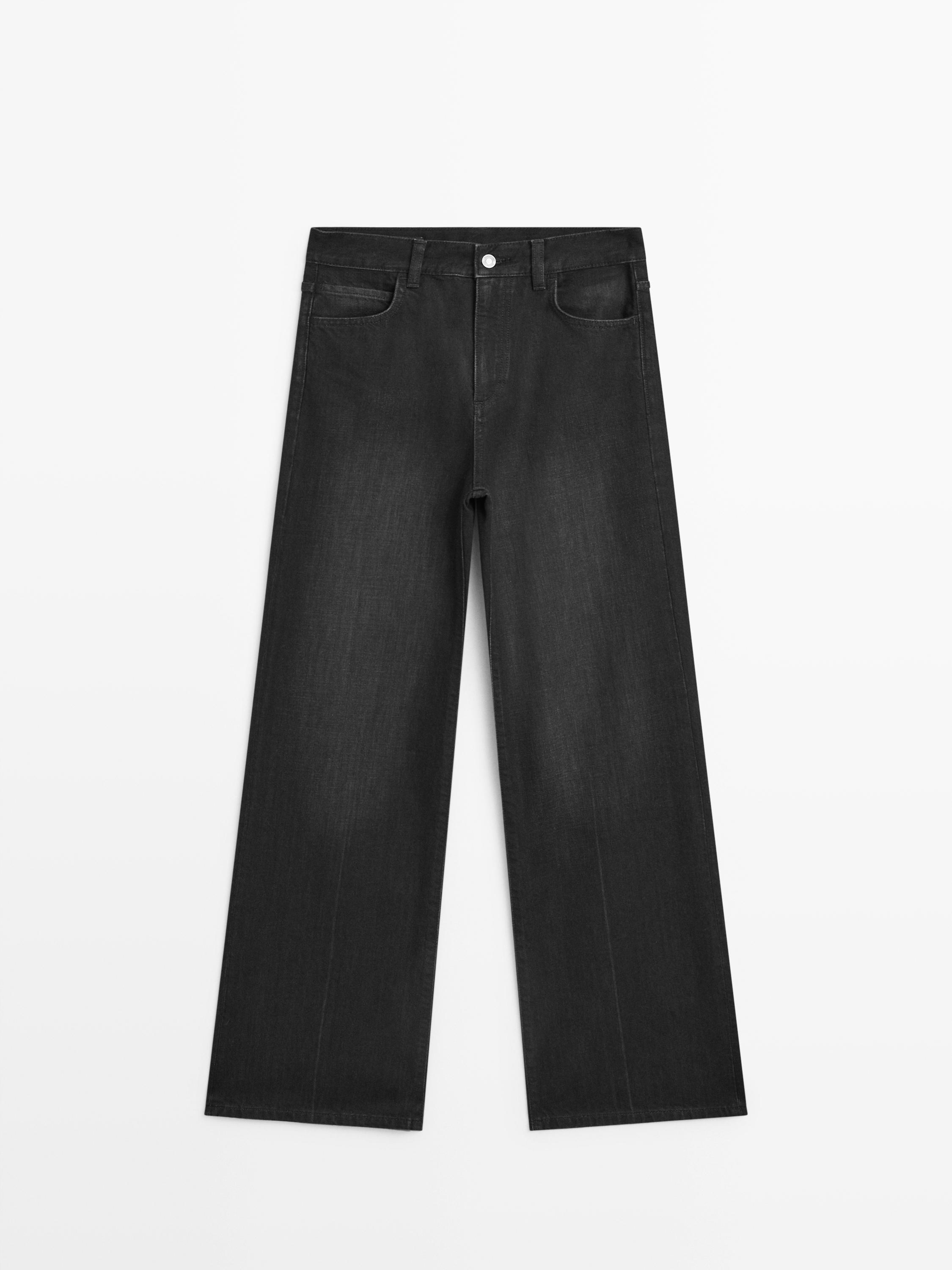 Straight-leg high-waist jeans