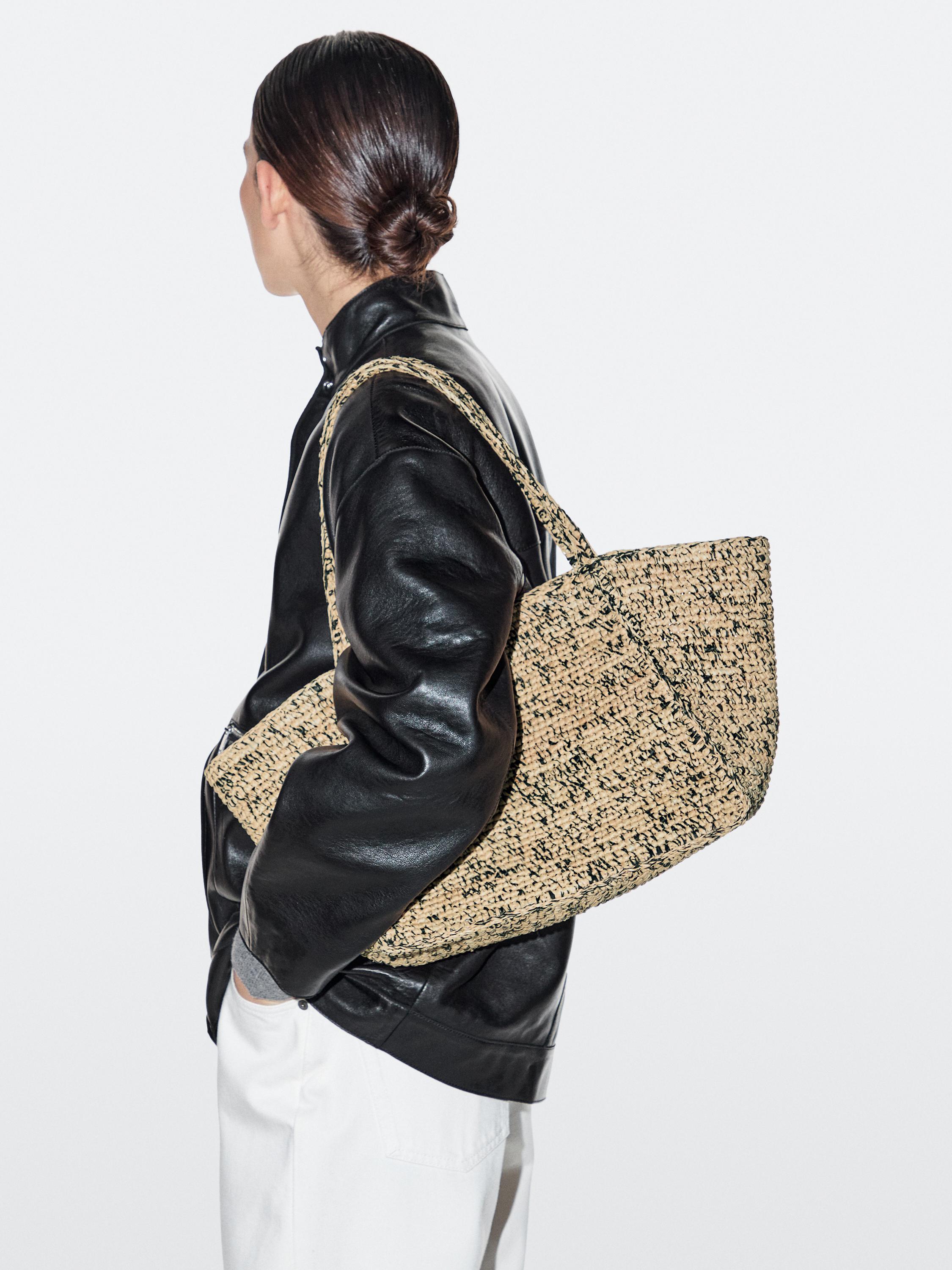 100% raffia mid-sized tote bag