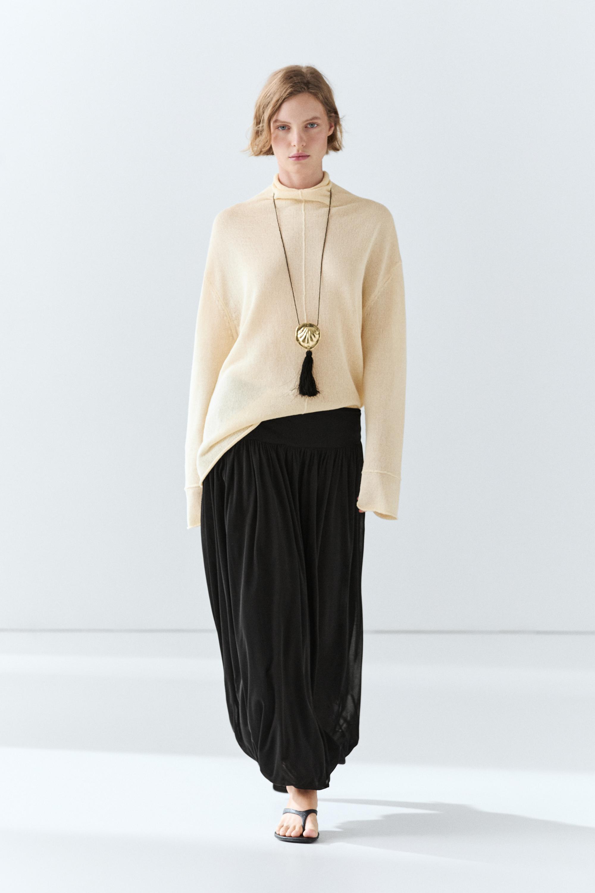 Balloon flowing skirt