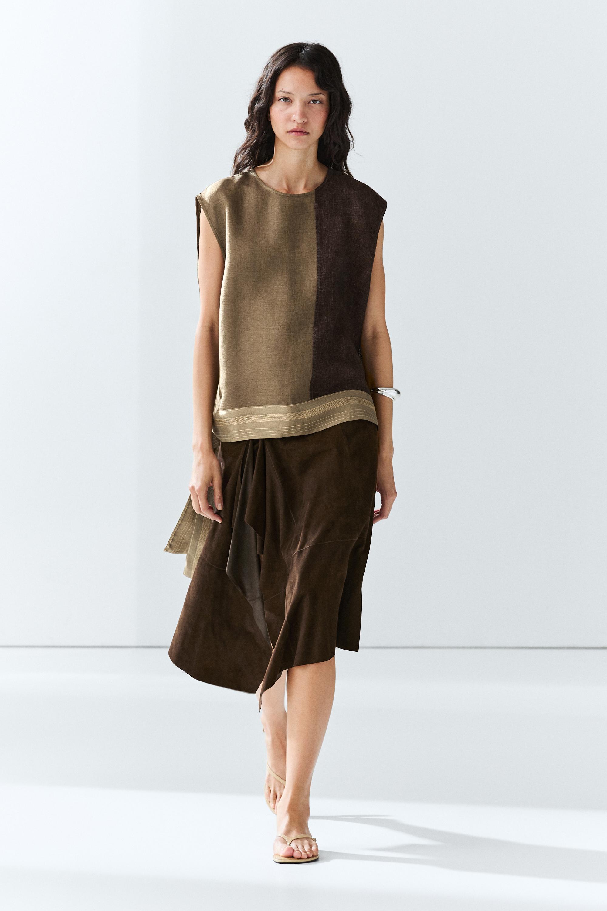 Linen-blend color-block flowing top