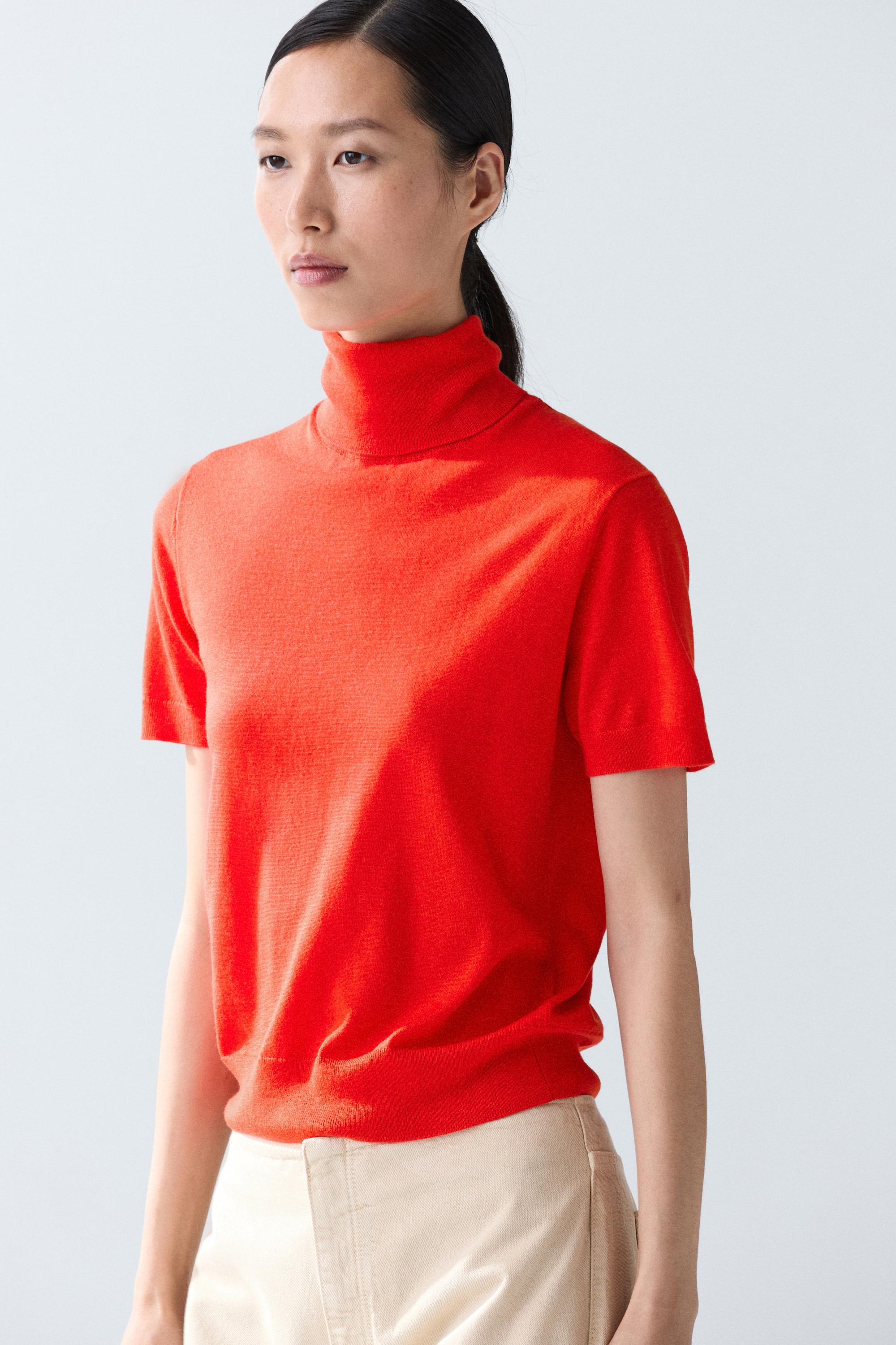 Turtleneck knit sweater