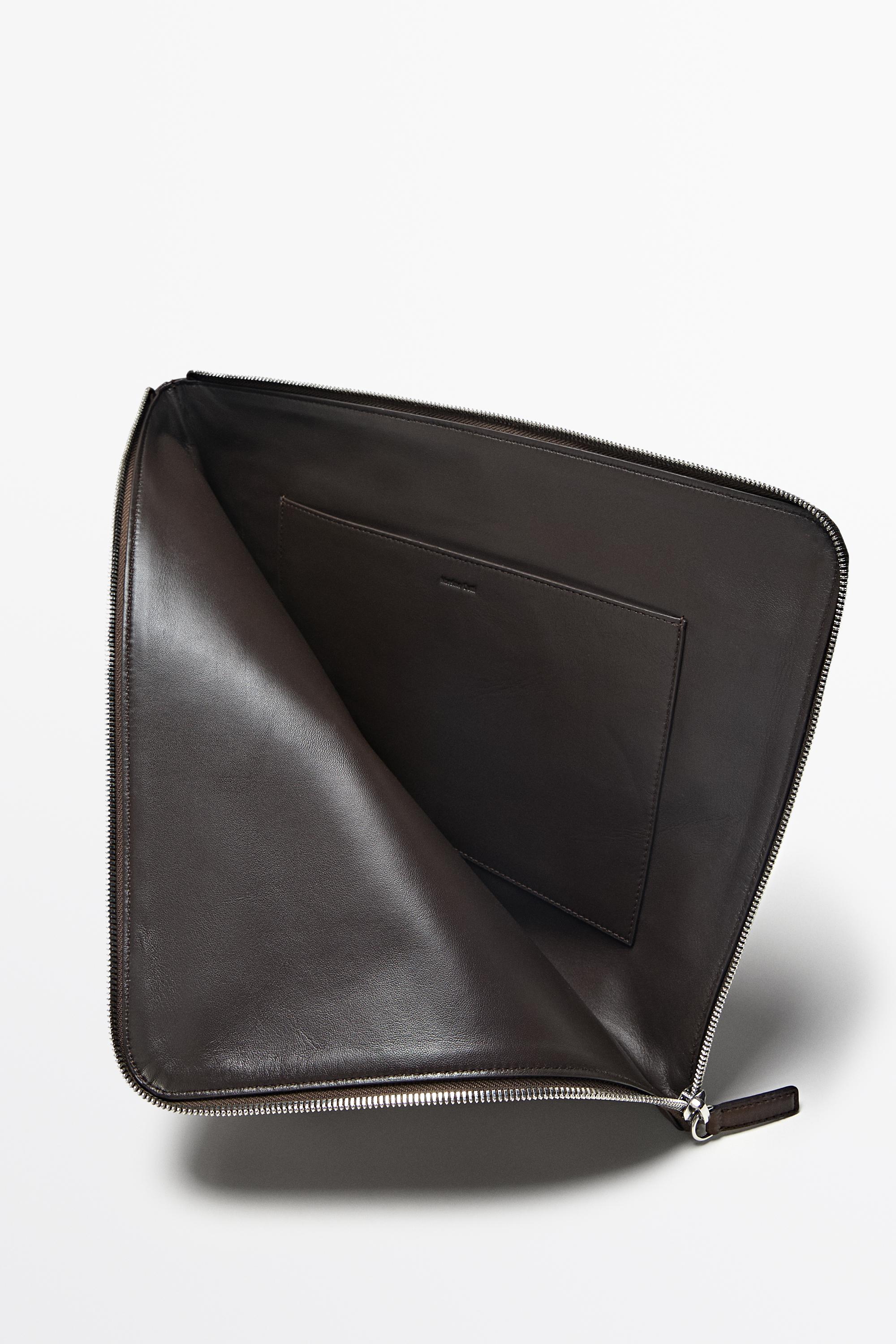 Large nappa leather laptop case