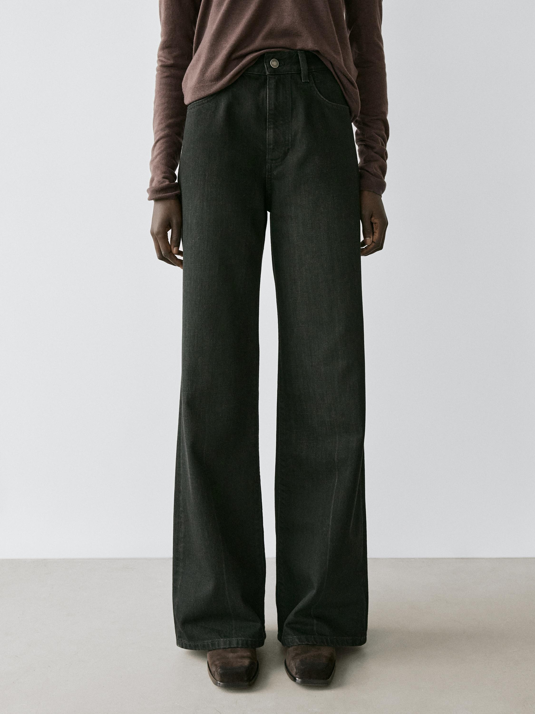 Straight-leg high-waist jeans