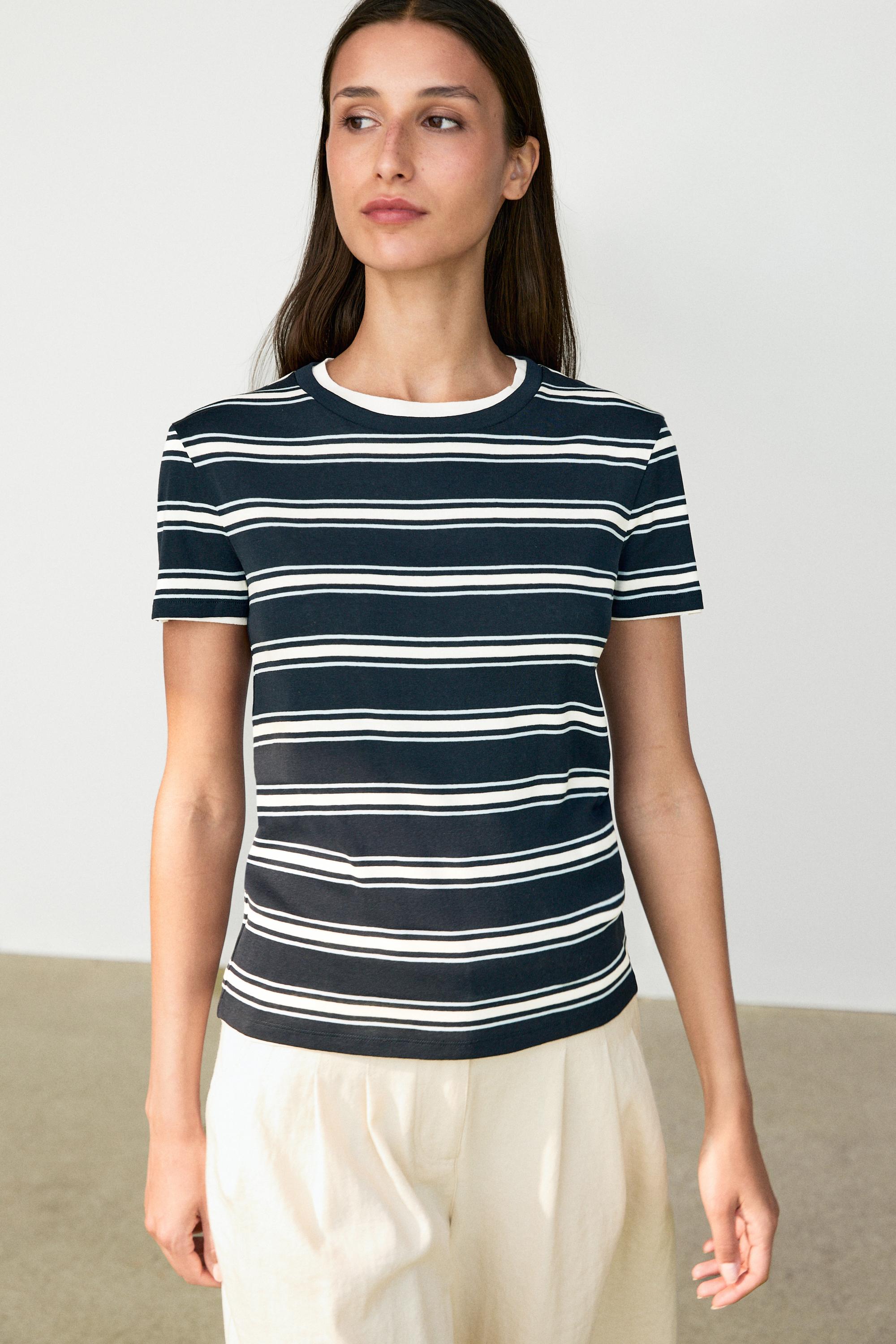 Double-layer striped short sleeve T-shirt