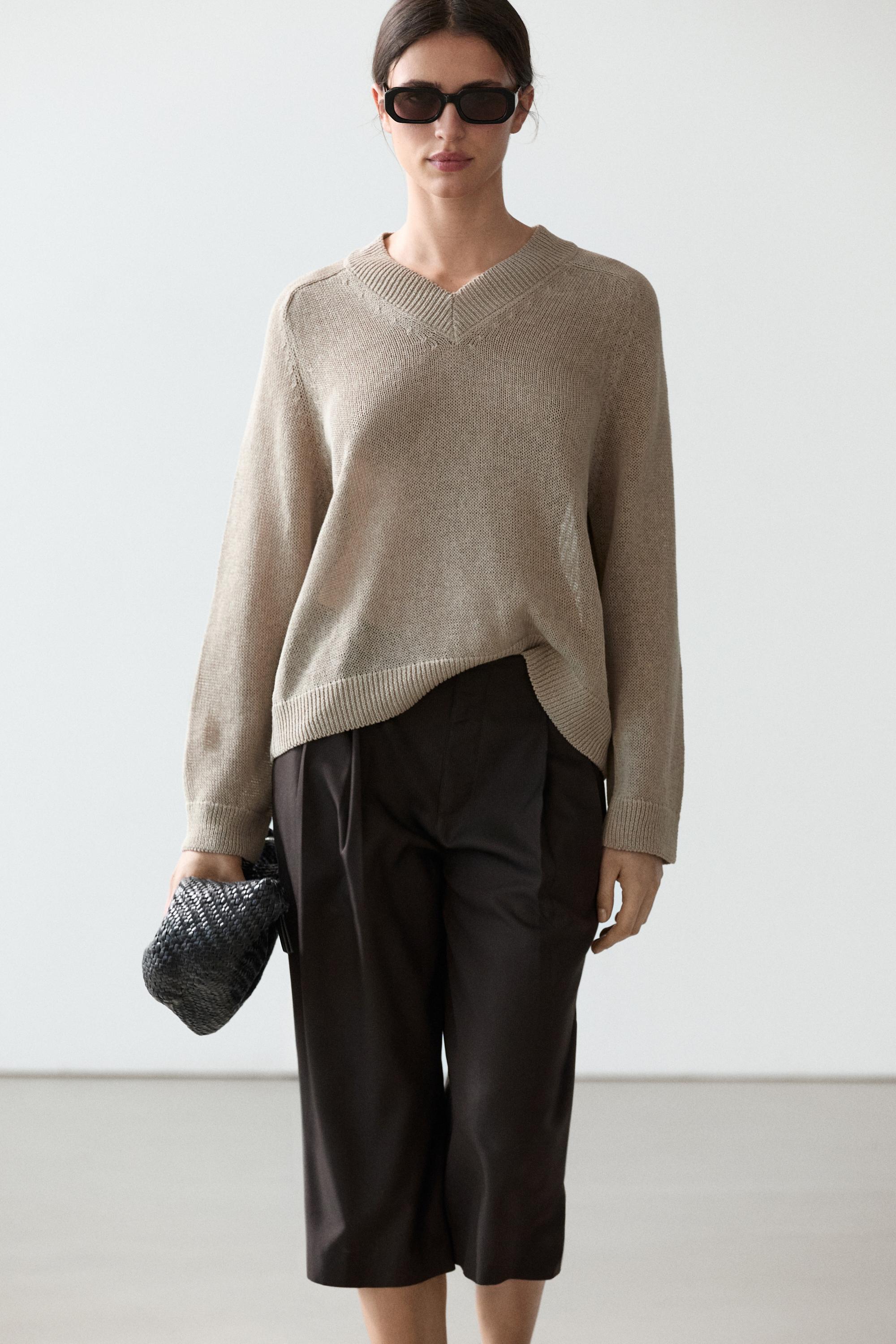 Cotton blend V-neck knit sweater